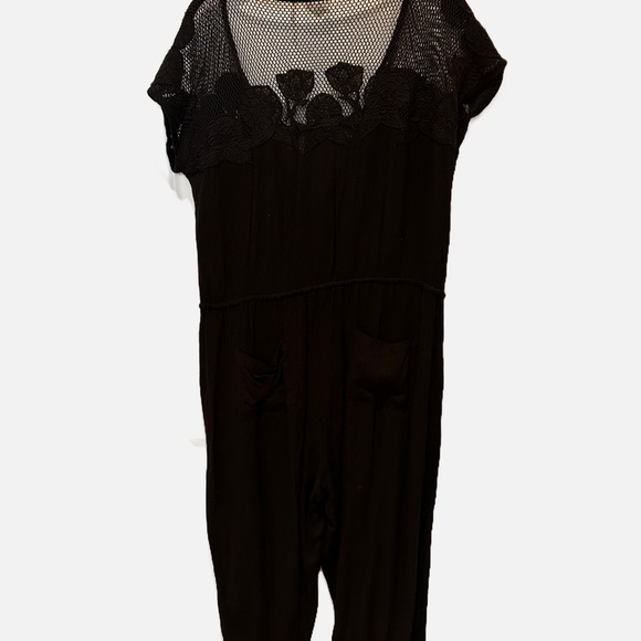 Pants - Black net with floral design Jumpsuit: Size MP